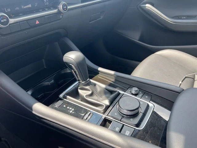 2025 Mazda Mazda3 Select Sport - Photo 36