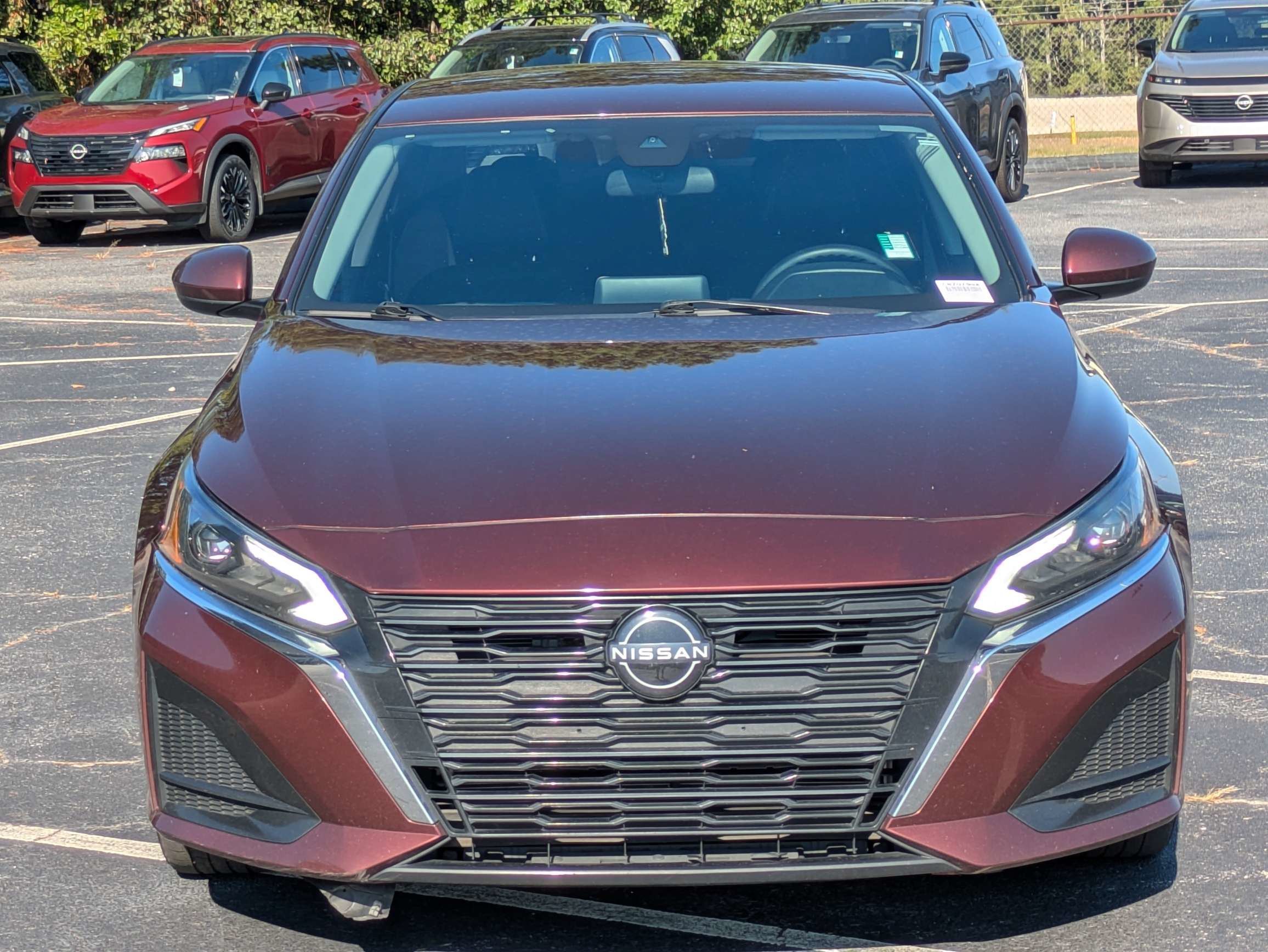 Used 2023  Nissan 2.5 SV image 8