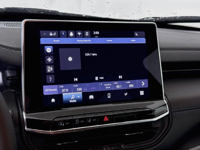 Used 2026 Red Jeep Latitude image 15