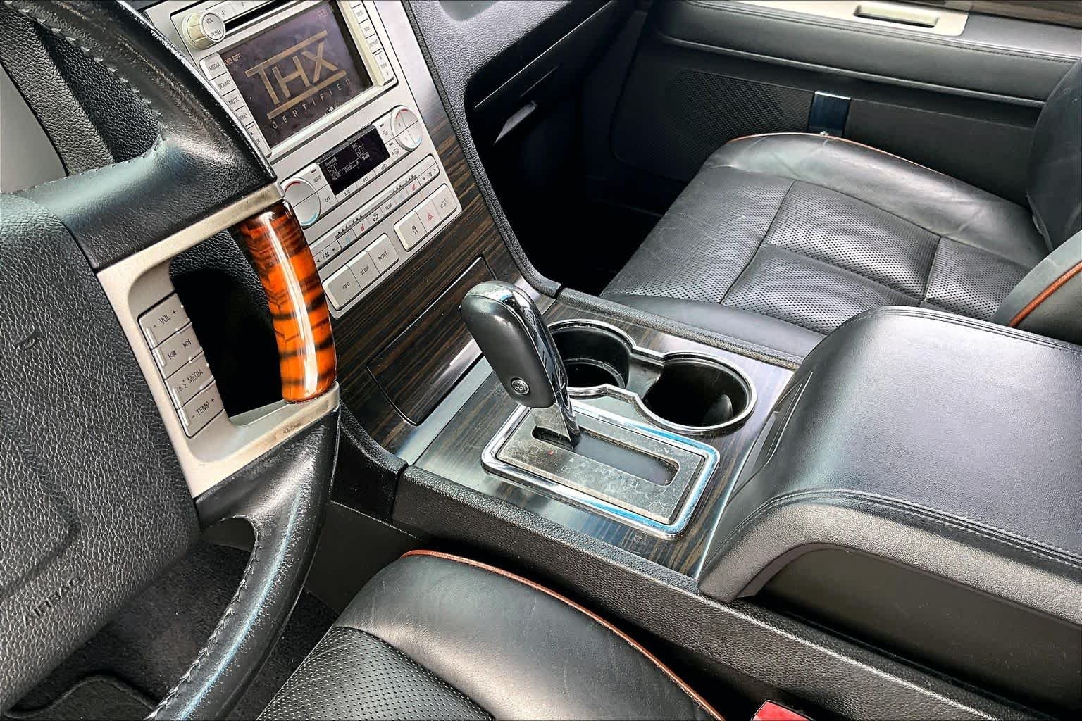 Used 2007 Black Lincoln Ultimate image 15
