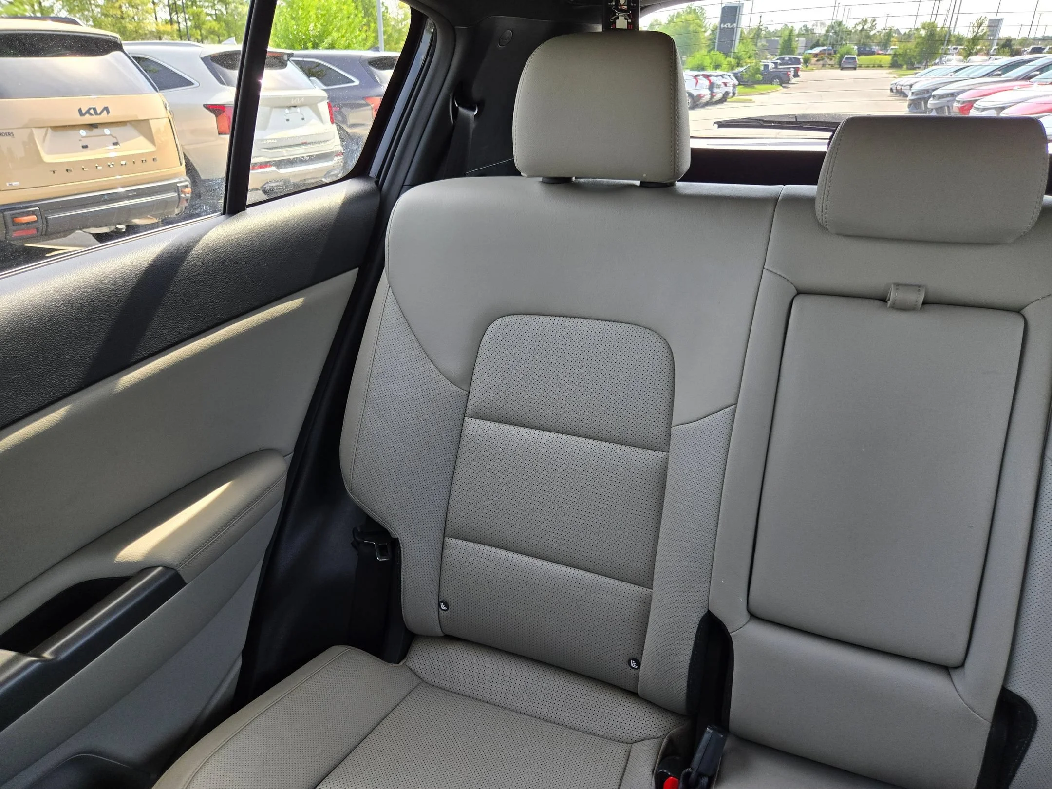 Used 2021 Black Cherry Kia S image 12