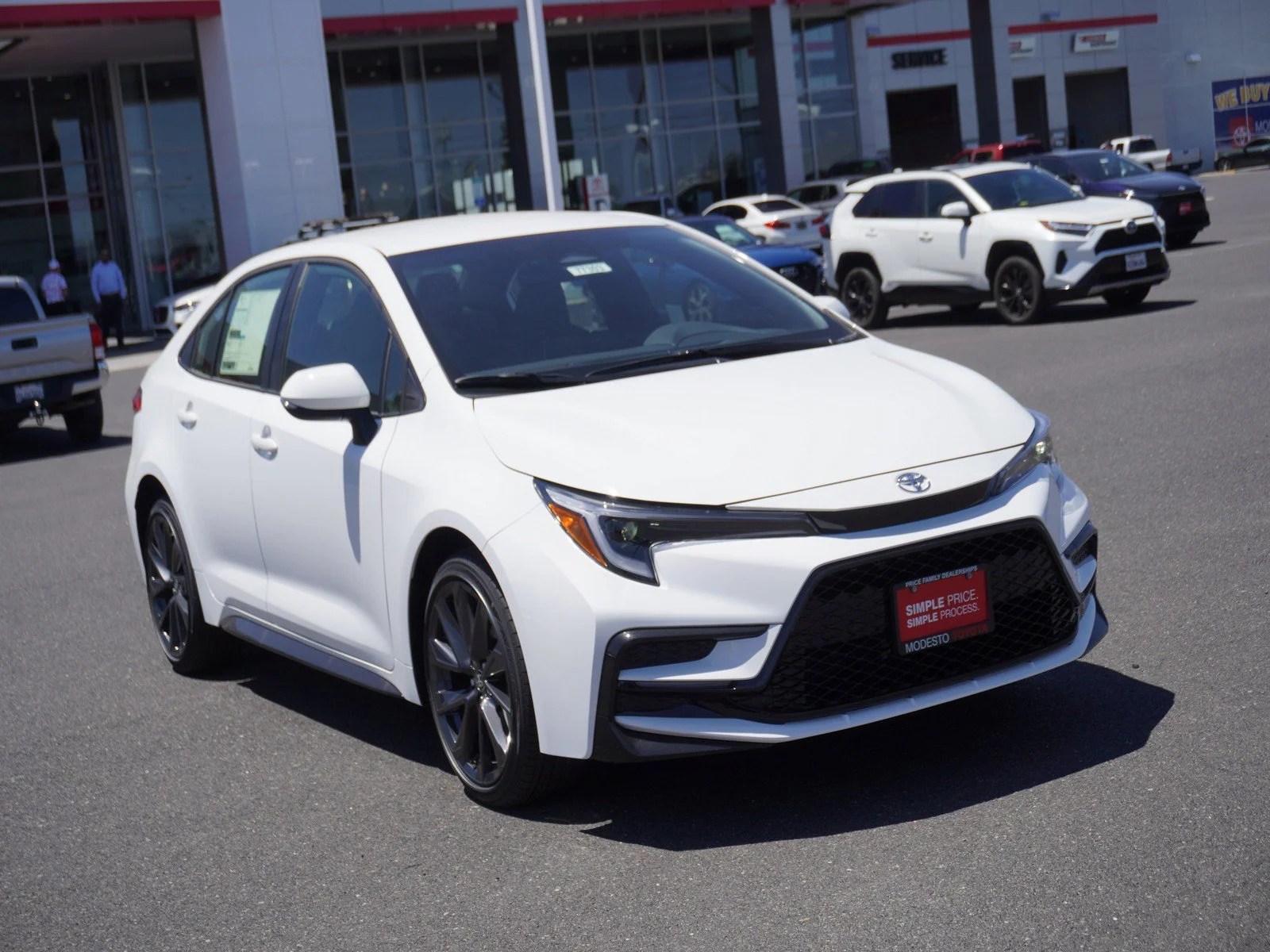 2026 Toyota Corolla SE Hybrid CVT's photo