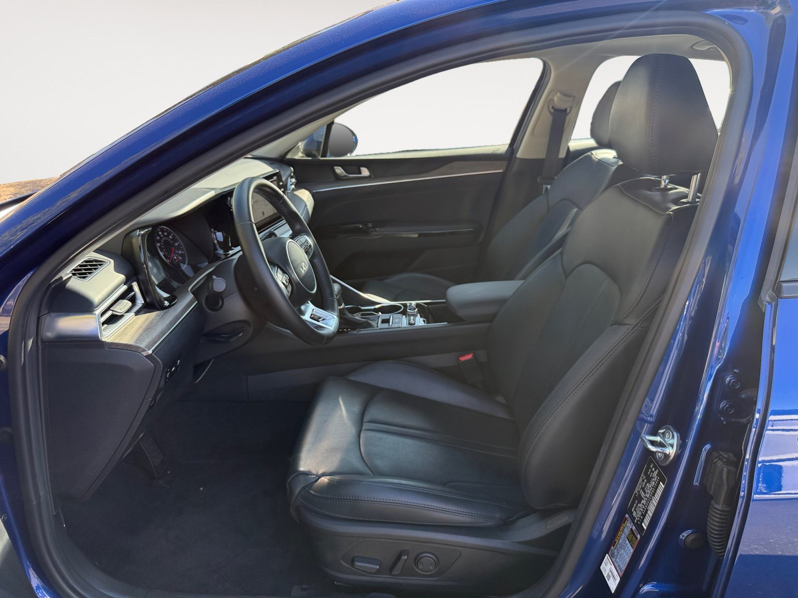 Certified Used 2023 Sapphire Blue Kia EX image 10