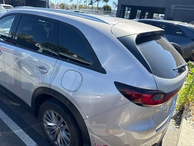 Used 2024 Silver Mazda Preferred image 7