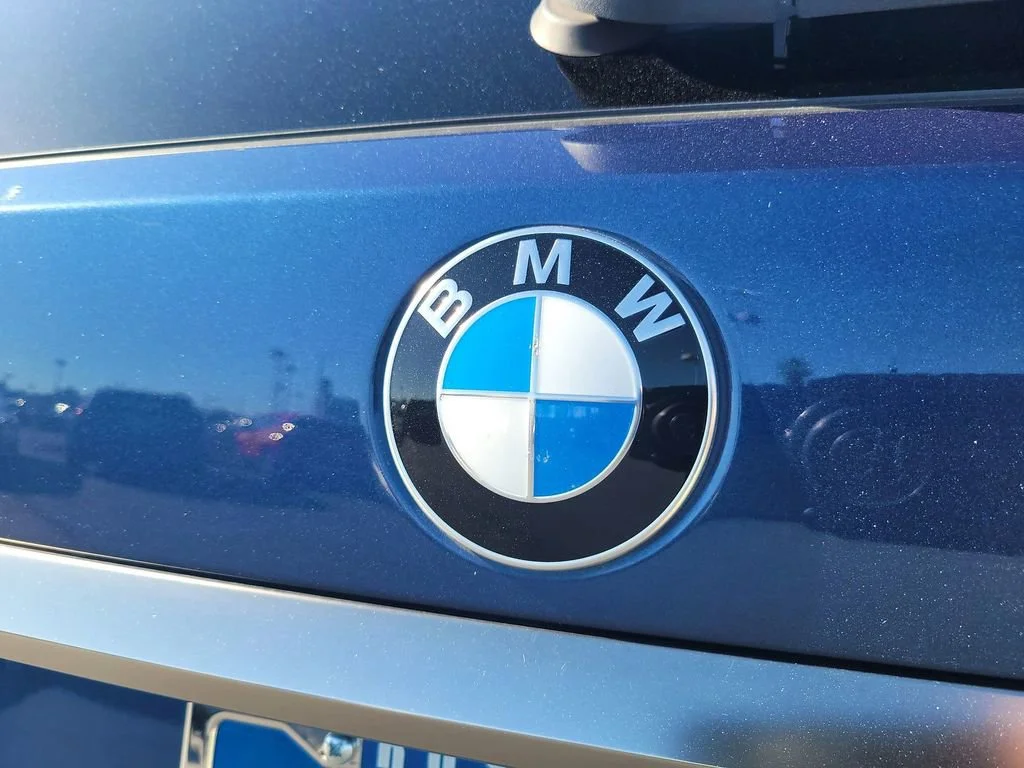 2021 BMW X7 M50i - Photo 11