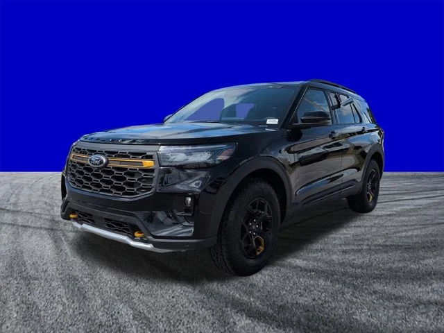 New 2026 Agate Black Metallic Ford Tremor® image 8