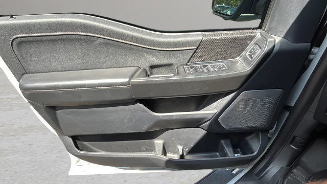 Used 2023 Gray Ford Raptor image 17