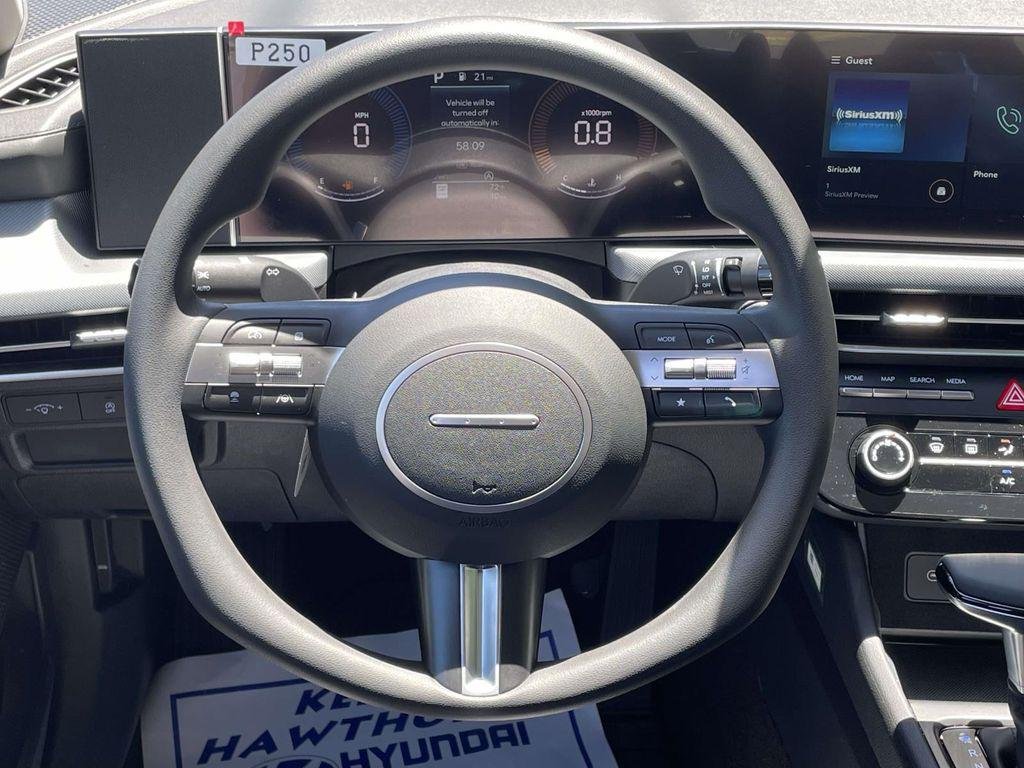 New 2026 White Hyundai SE image 12