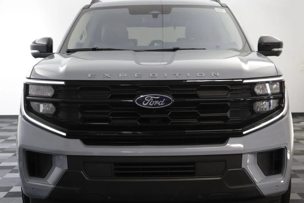 Used 2025 Gray Metallic Ford Active image 22