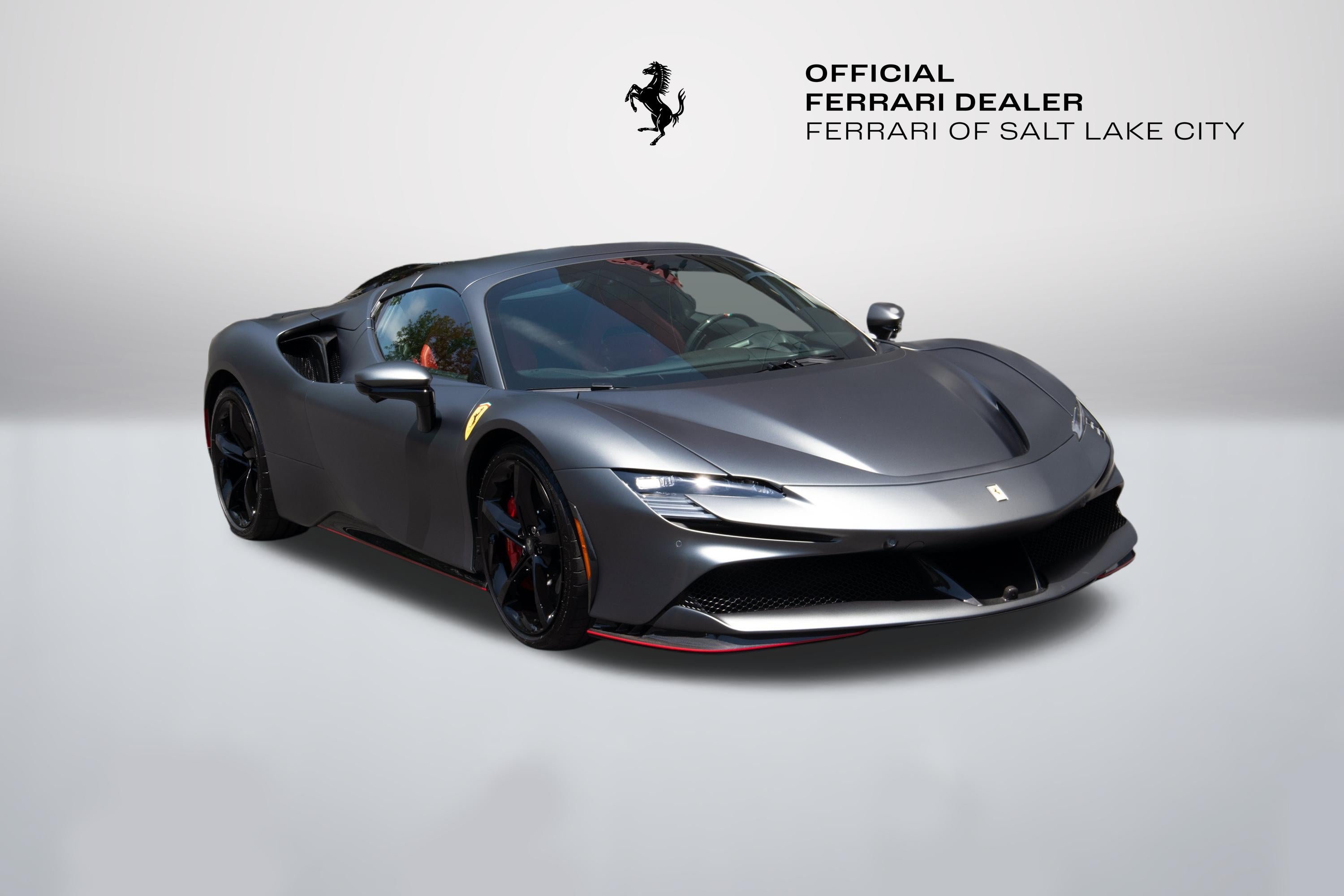 Certified Used 2024 Grigio Silverstone Opaco Ferrari  image 8