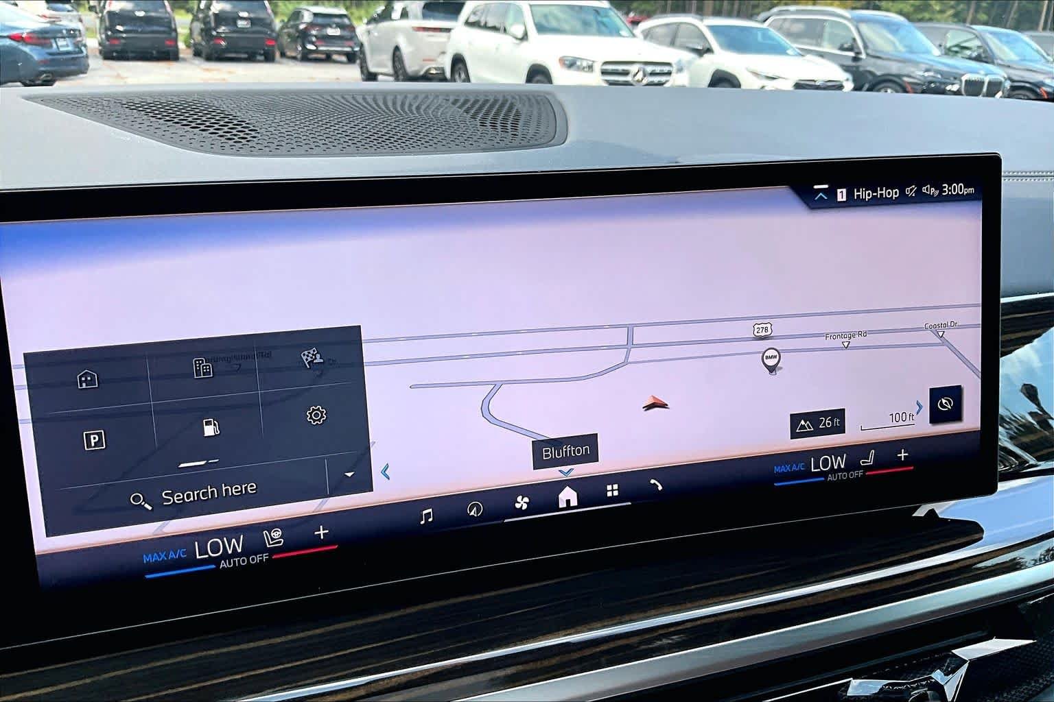 Used 2026 Skyscraper Grey Metallic BMW xDrive40i image 36