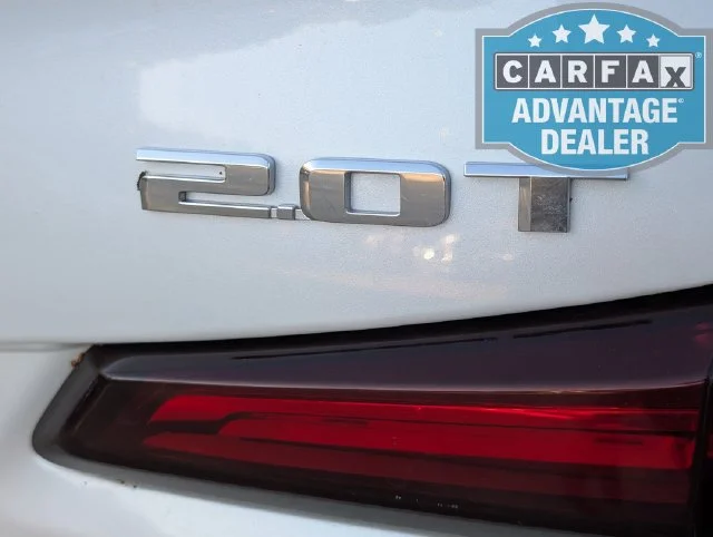 Used 2019 CRYSTAL WHITE TRICOAT Cadillac FWD Premium Luxury image 18