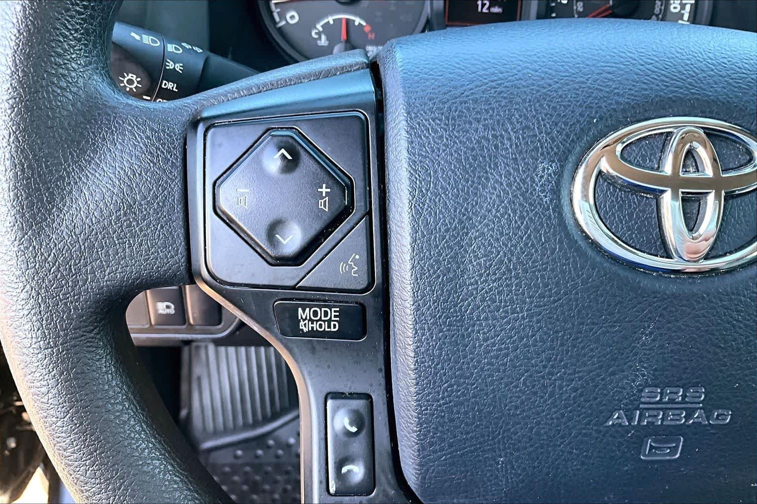 Used 2018 Midnight Black Metallic Toyota SR image 23