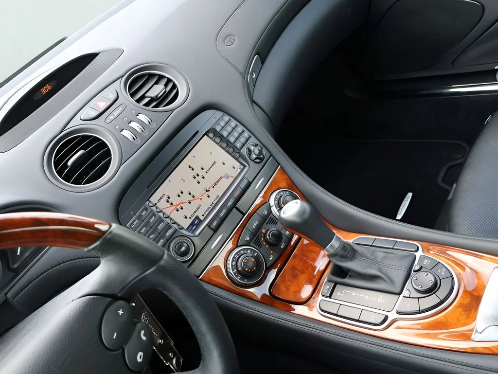 Used 2008 Iridium Silver Metallic Mercedes-Benz SL 550 image 23