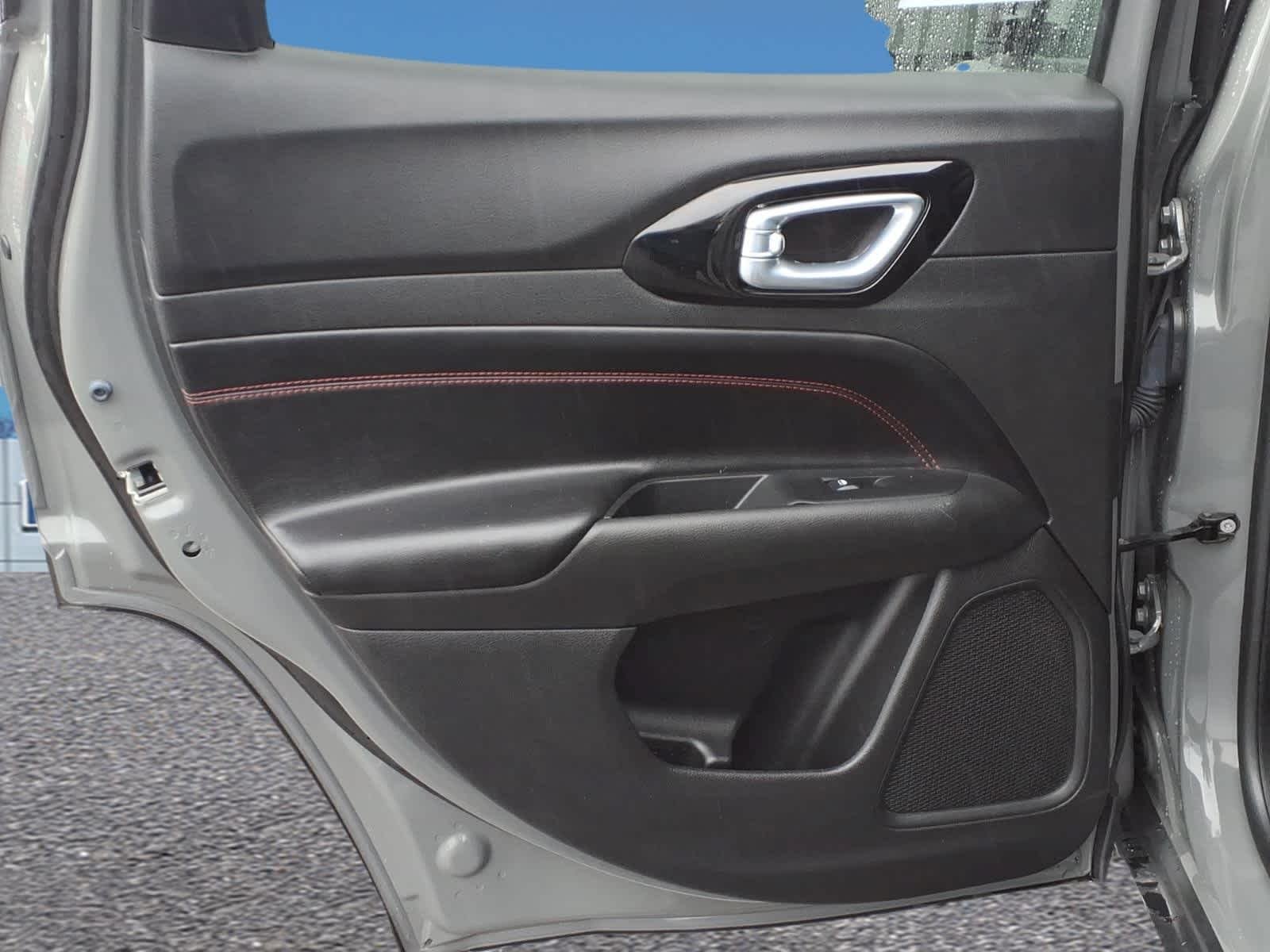 Used 2022 Sting-Gray Clearcoat Jeep Trailhawk image 28