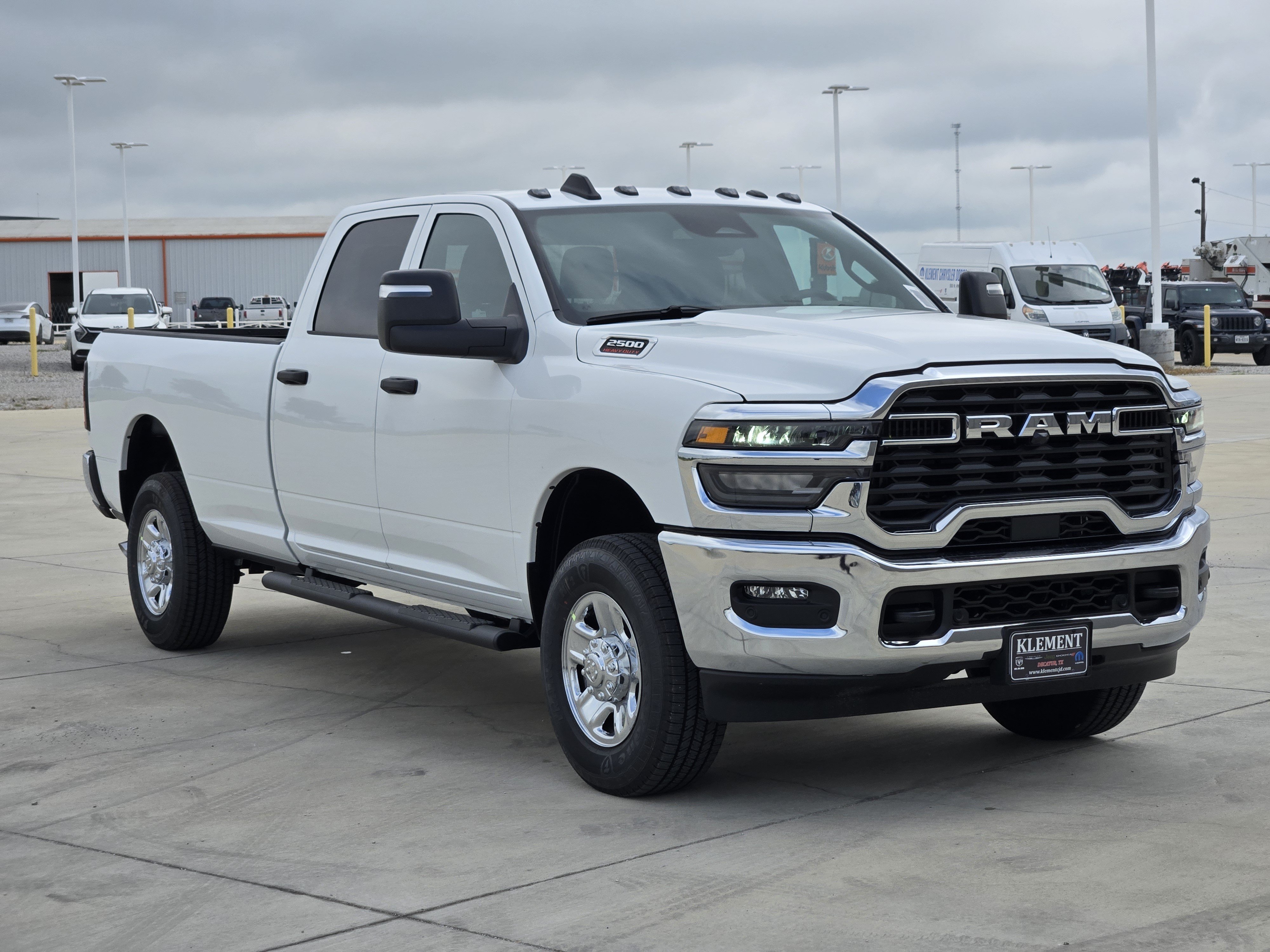 New 2026 Bright White Clearcoat RAM Tradesman image 3