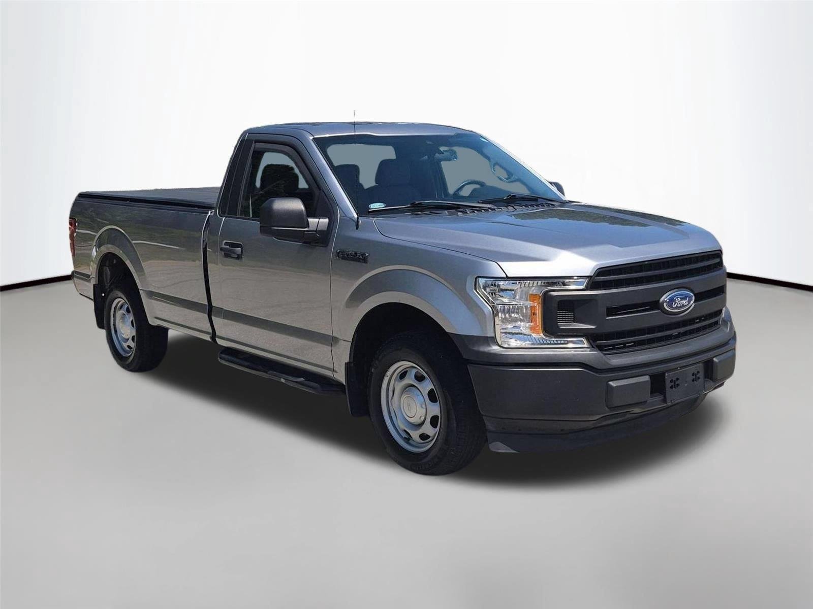 Used 2020  Ford XL image 7