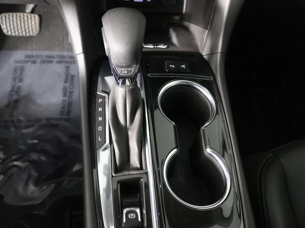 Used 2022 Black Chevrolet Premier image 42