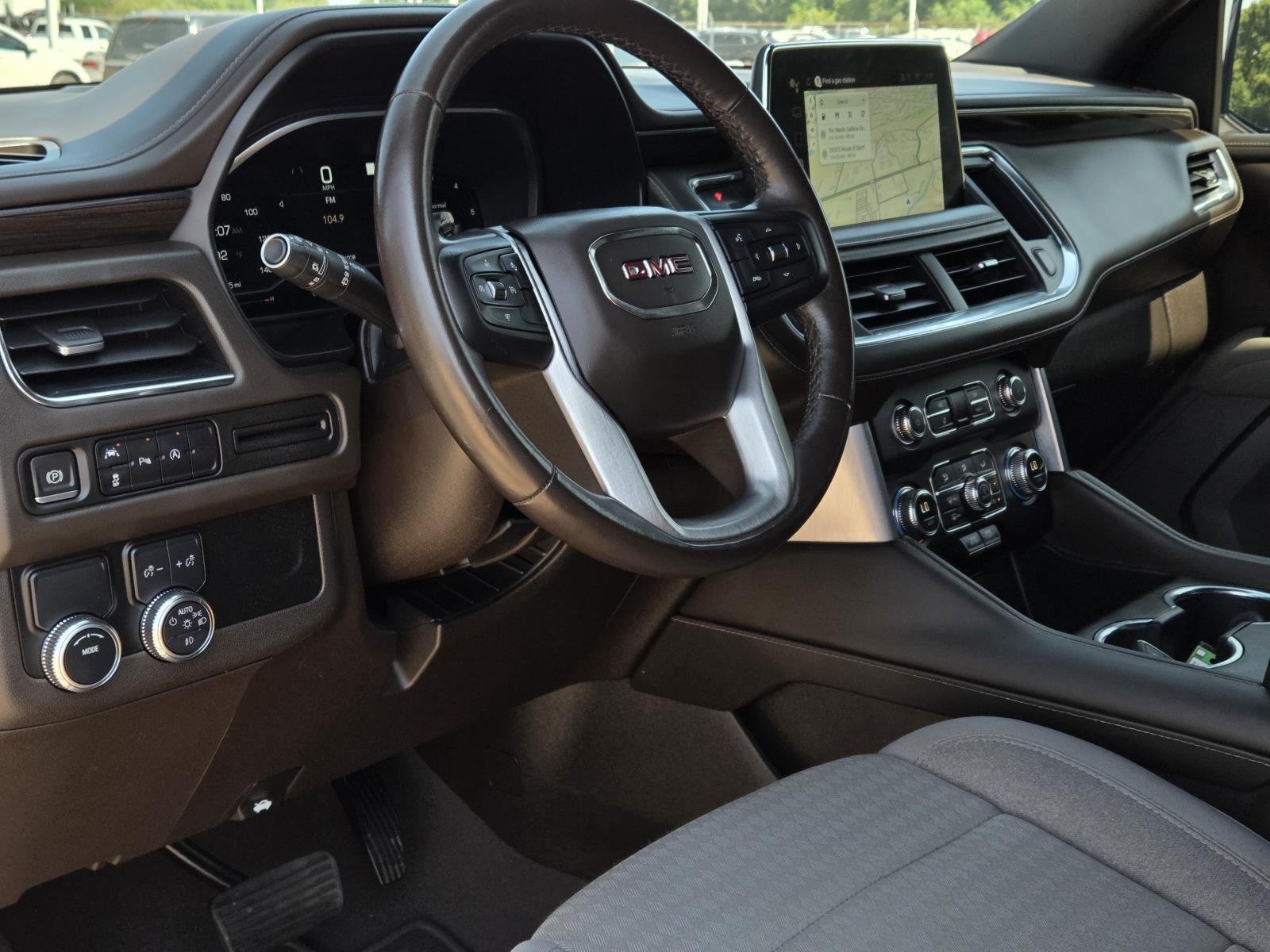Used 2023 Summit White GMC SLE image 32