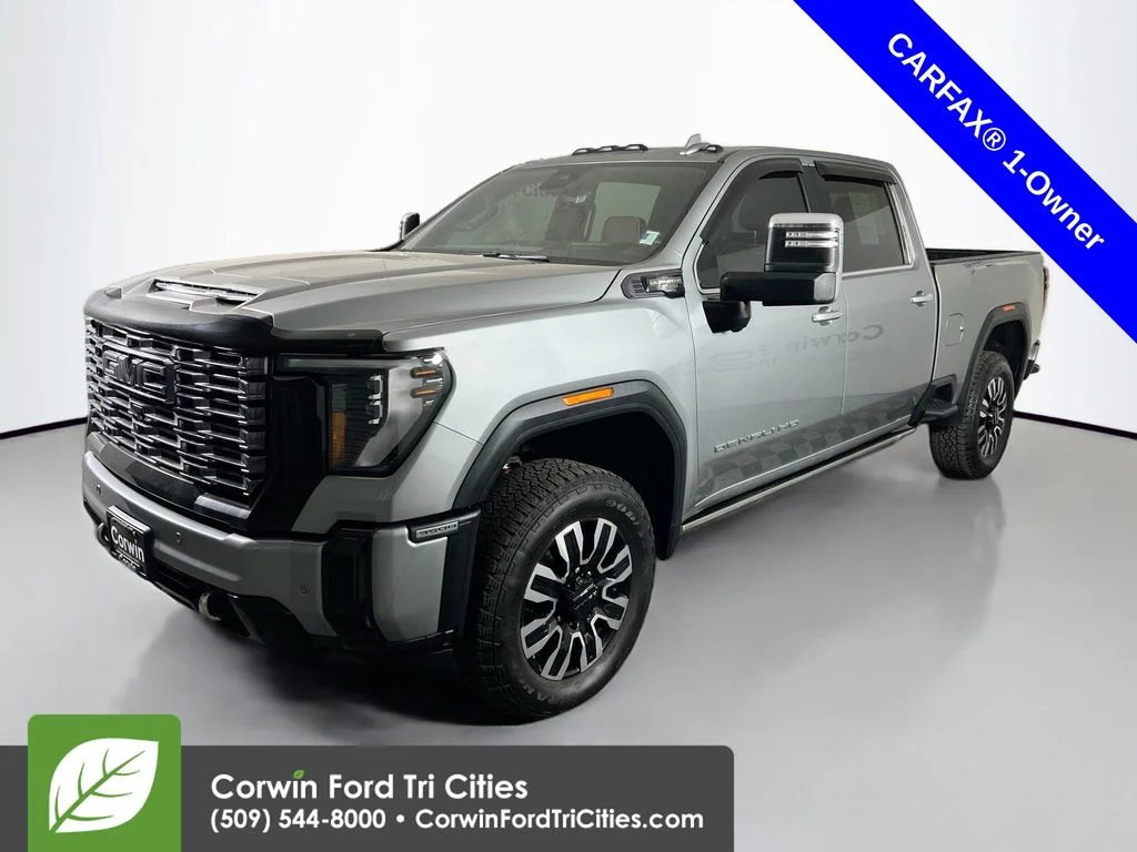 Used 2026 Sterling GMC Denali Ultimate image 5