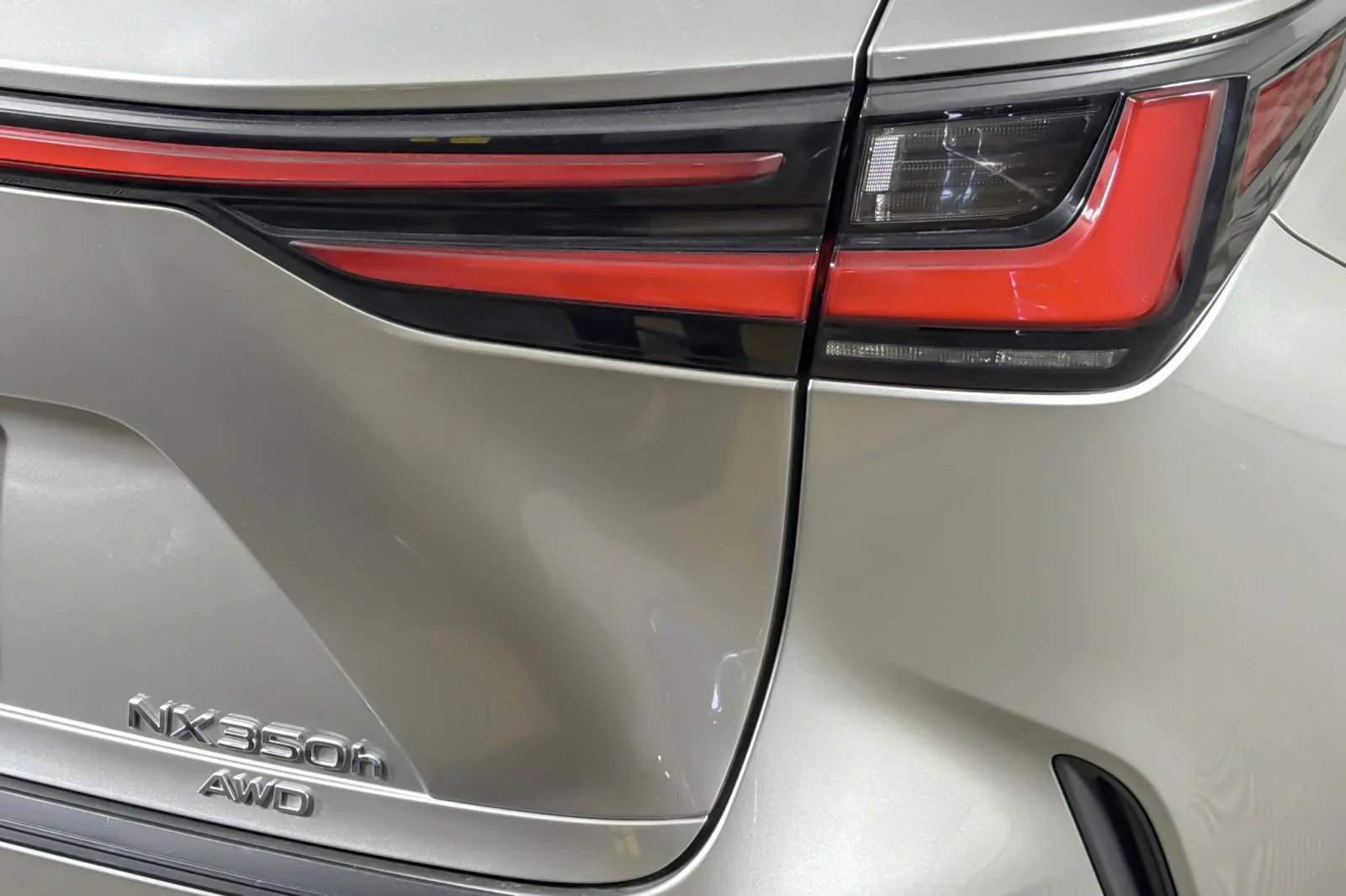 Used 2024 Atomic Silver Lexus NX 350h Premium AWD image 27