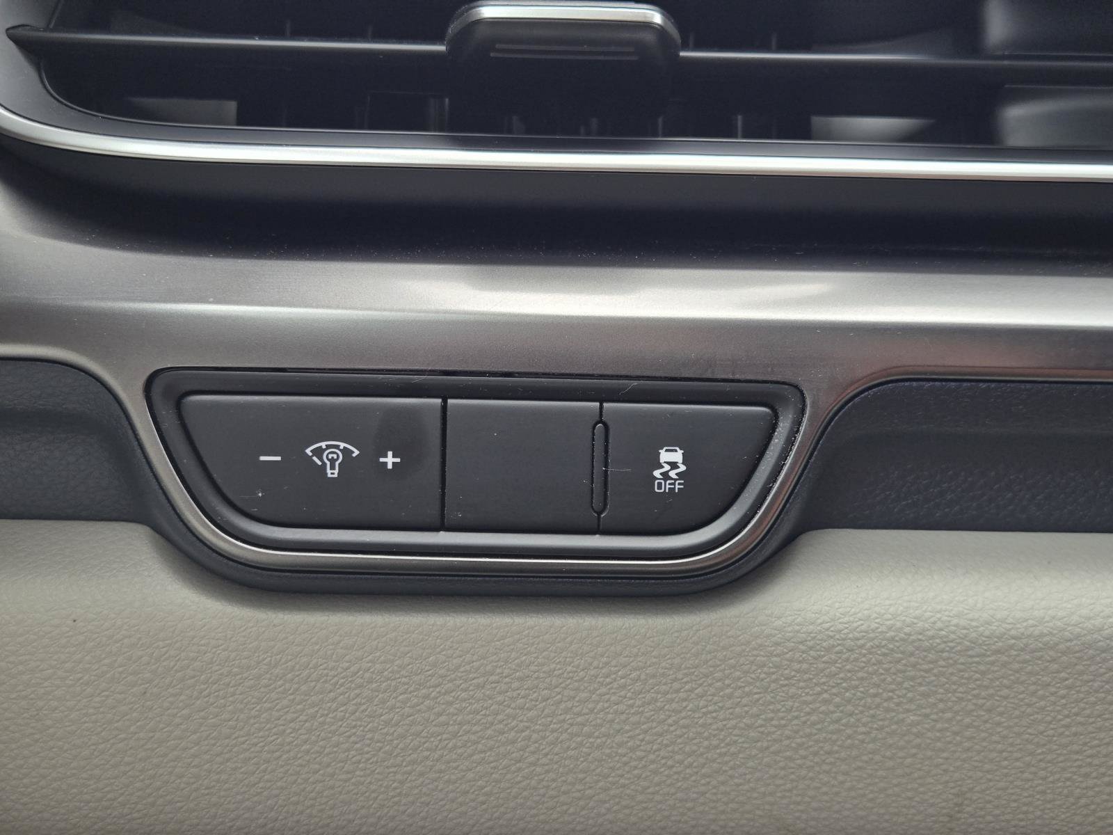 2025 Kia Carnival SX Prestige - Photo 23