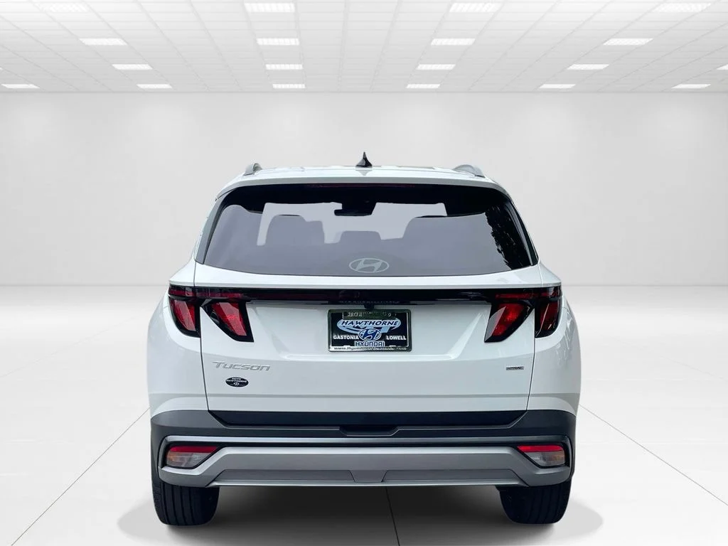 New 2026 White Hyundai SEL image 5