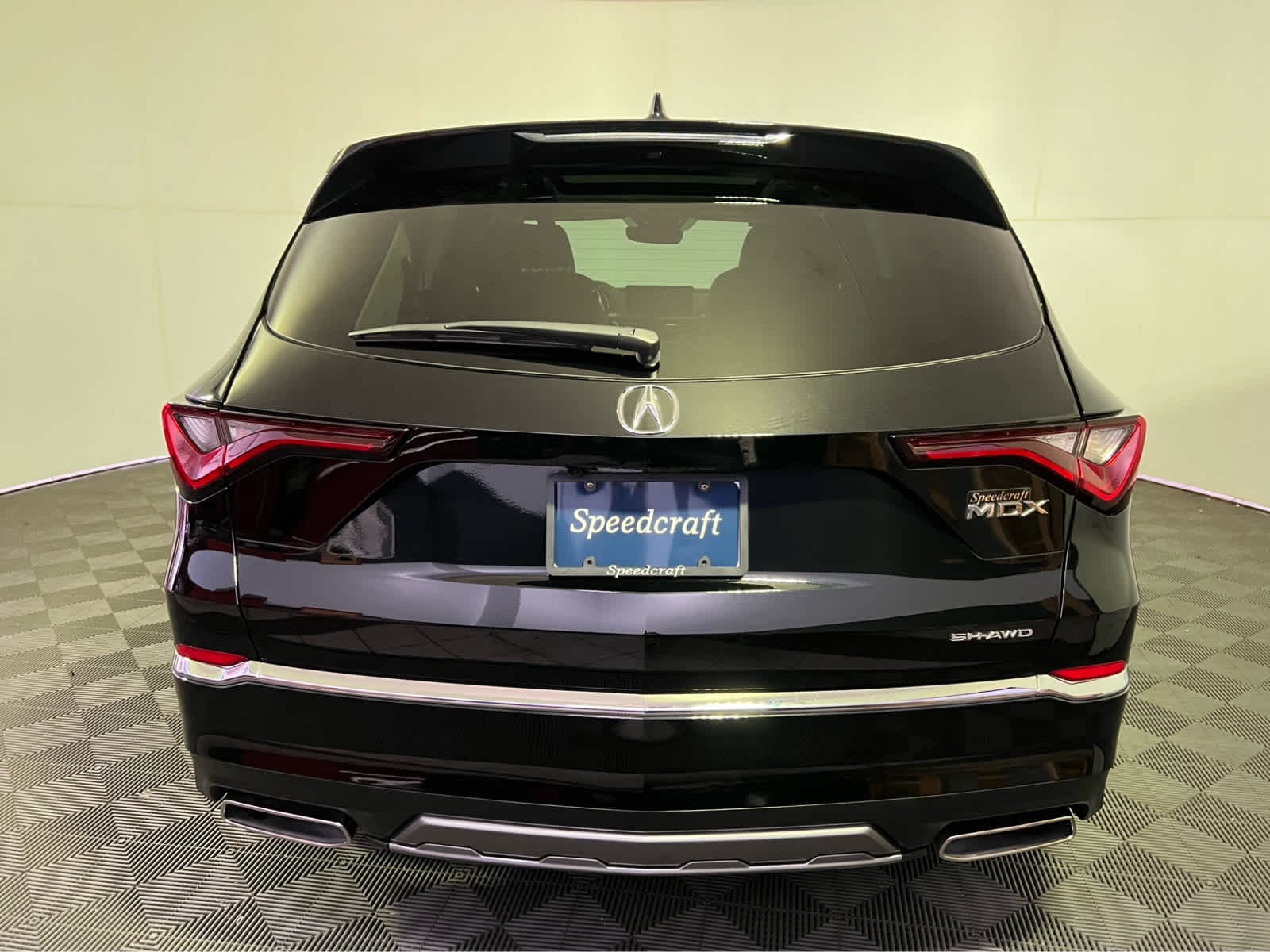 Certified Used 2025 Majestic Black Pearl Acura  image 6