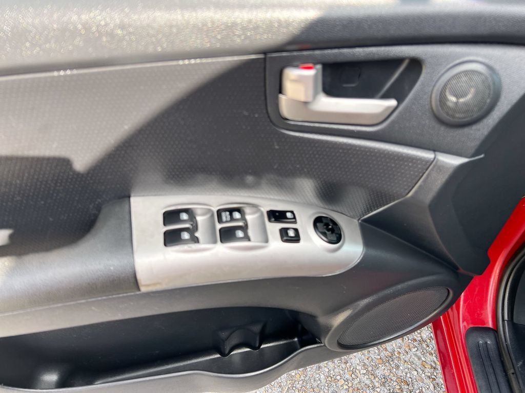 Used 2009 Red Kia LX image 14