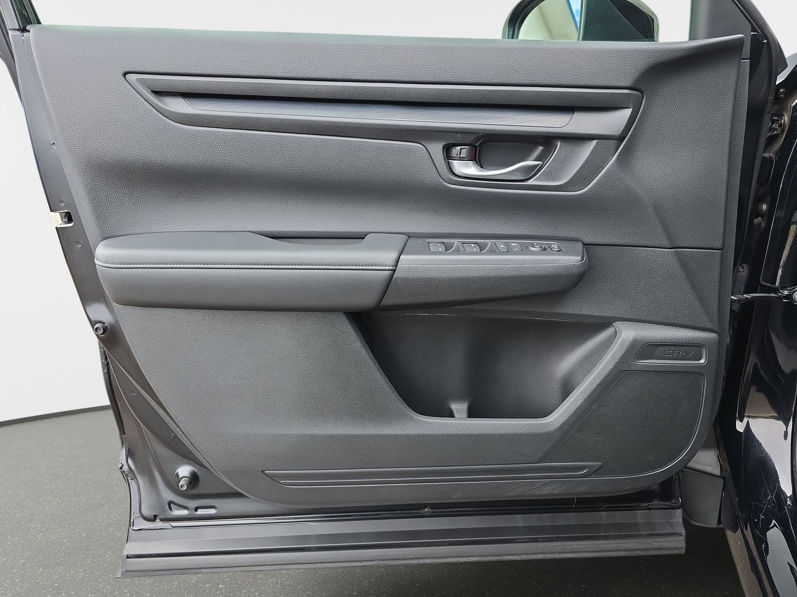 Used 2024  Honda LX image 27