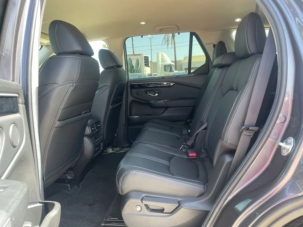 Used 2025 Gray Honda EX-L image 24