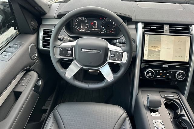New 2026 Santorini Black Land Rover  image 15