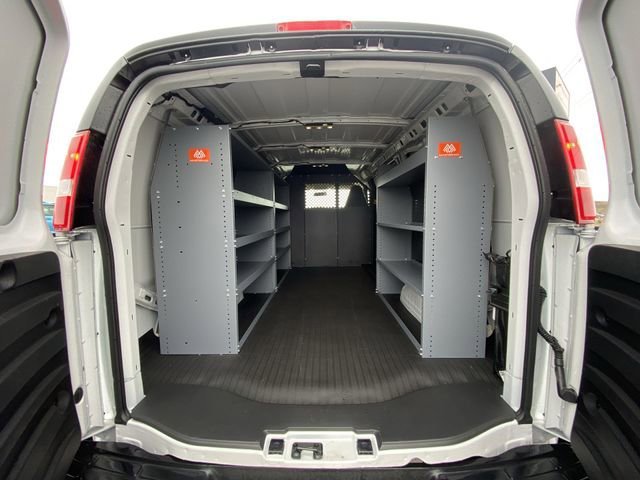 2025 Chevrolet Express Cargo Work Van - Photo 20