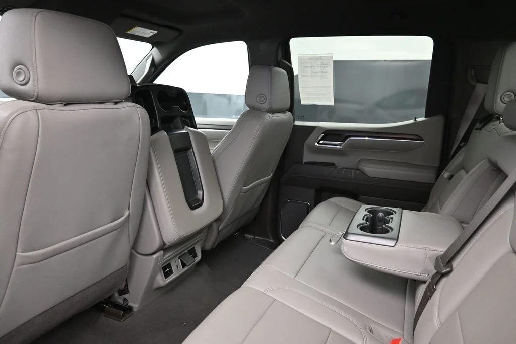 2024 GMC Sierra 1500 SLT - Photo 24