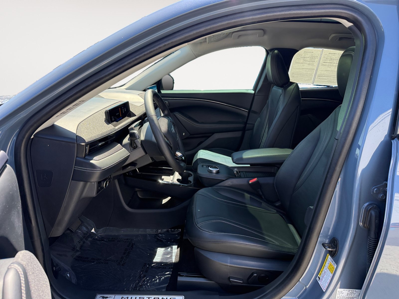 Used 2023 Vapor Blue Ford Premium image 10