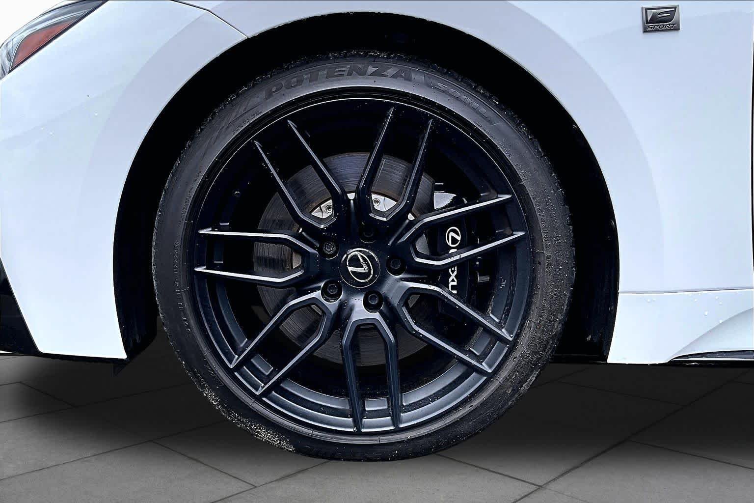 Used 2024 Ultra White Lexus F SPORT Performance Premium image 15