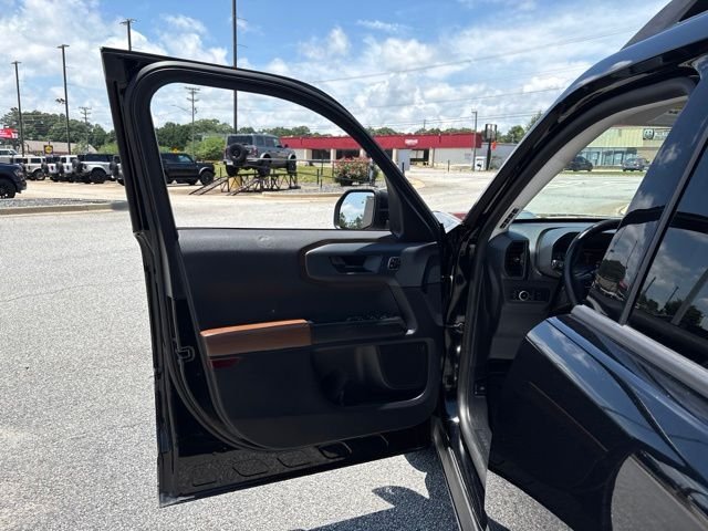 Certified Used 2023 Shadow Black Ford Outer Banks image 10