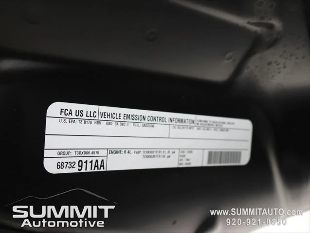 New 2026 Diamond Black Crystal Pearl-Coat Exterior Paint RAM BIG HORN image 24