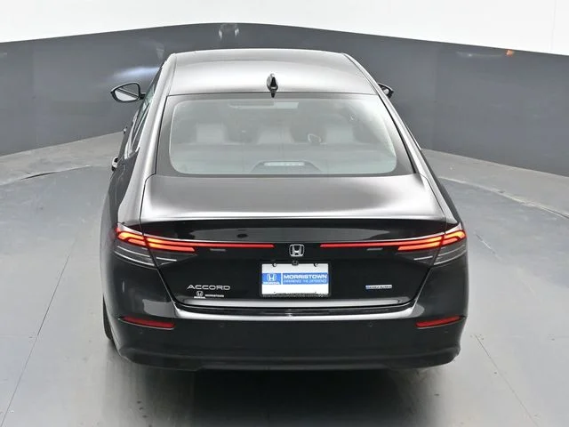 New 2026 Crystal Black Pearl Honda EX-L Hybrid image 35
