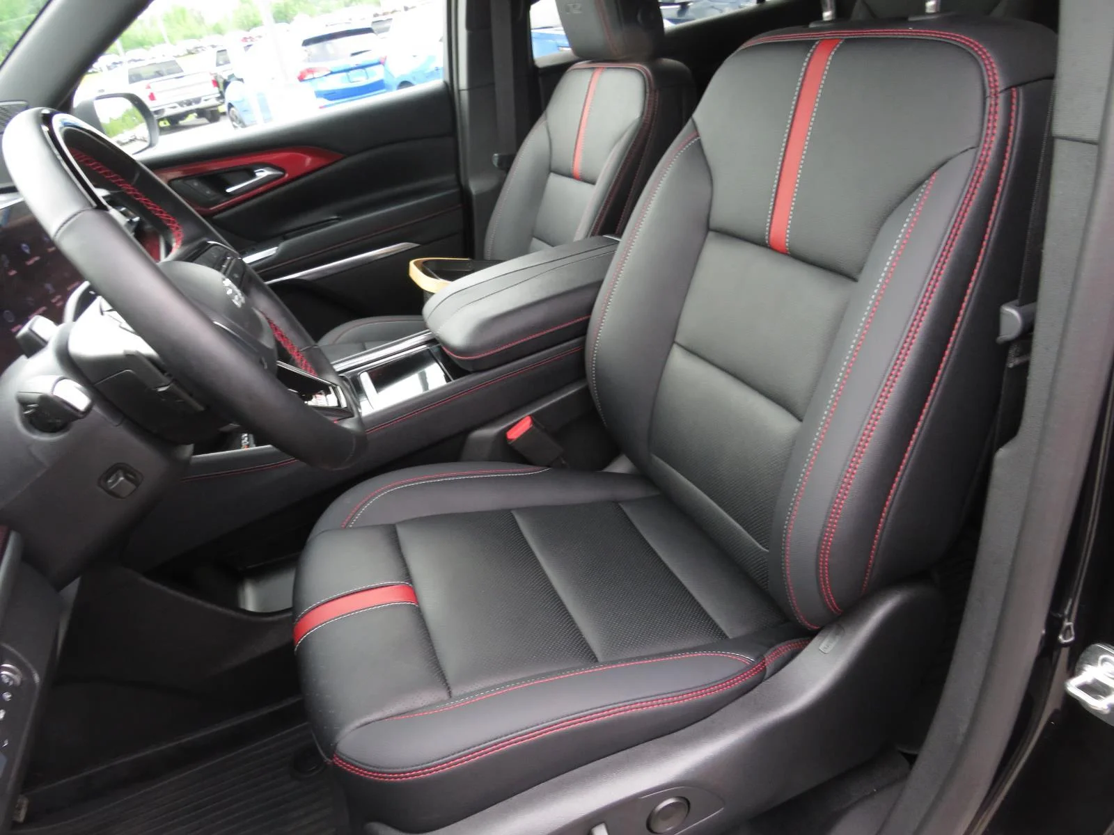Used 2025 Mosaic Black Metallic Chevrolet RS image 25