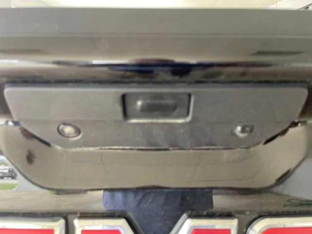 Used 2021 Black GMC SLE image 11