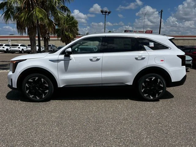 New 2026 White Kia EX image 4