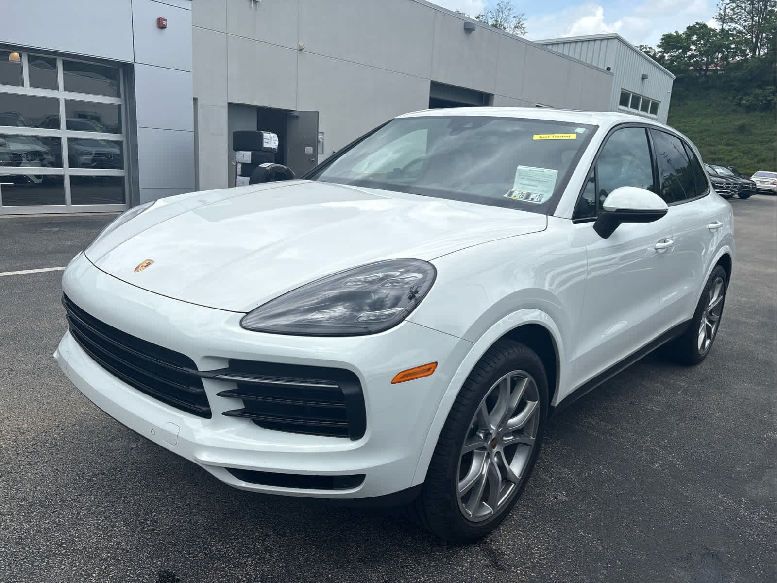 2019 Porsche Cayenne -'s photo
