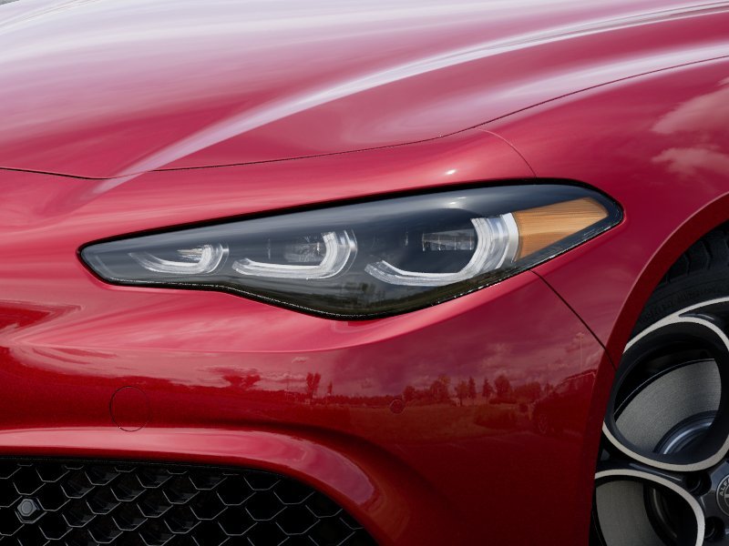 New 2025 Alfa Rosso (Red) Exterior Paint Alfa Romeo Base image 36