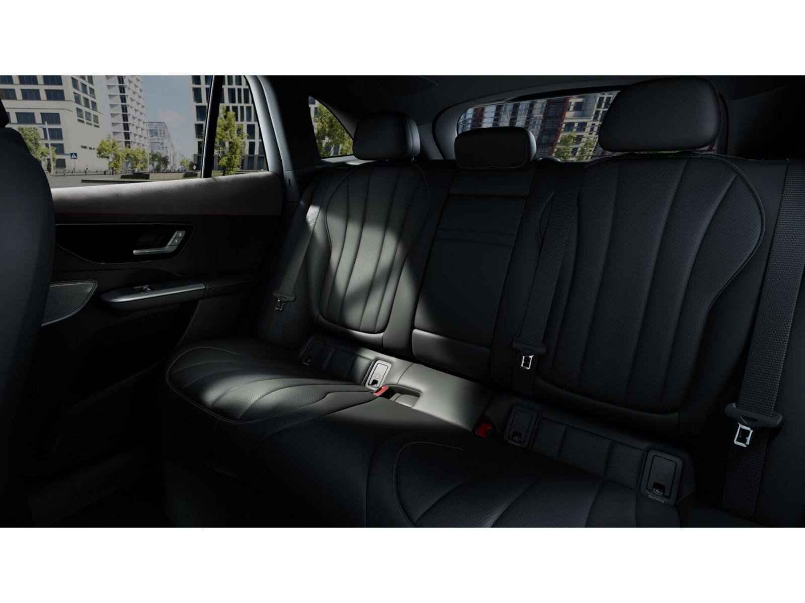 New 2027 Polar White Mercedes-Benz 320 SUV 4D Sport Utility 4MATIC® image 6