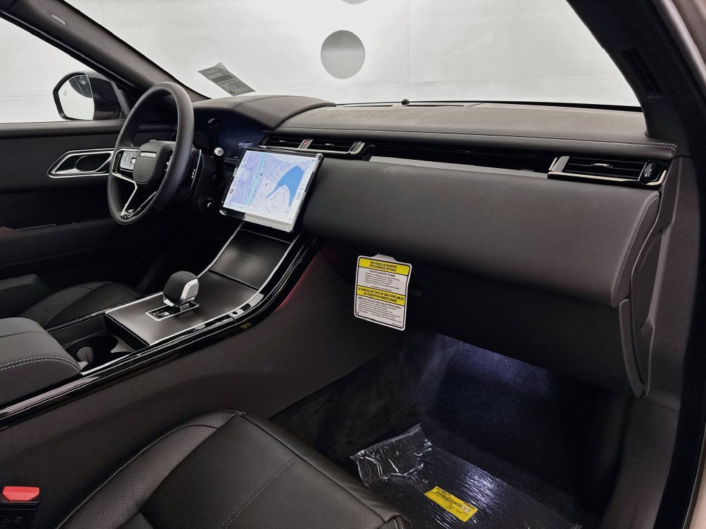 New 2026 Batumi Gold Land Rover Belgravia Edition image 30