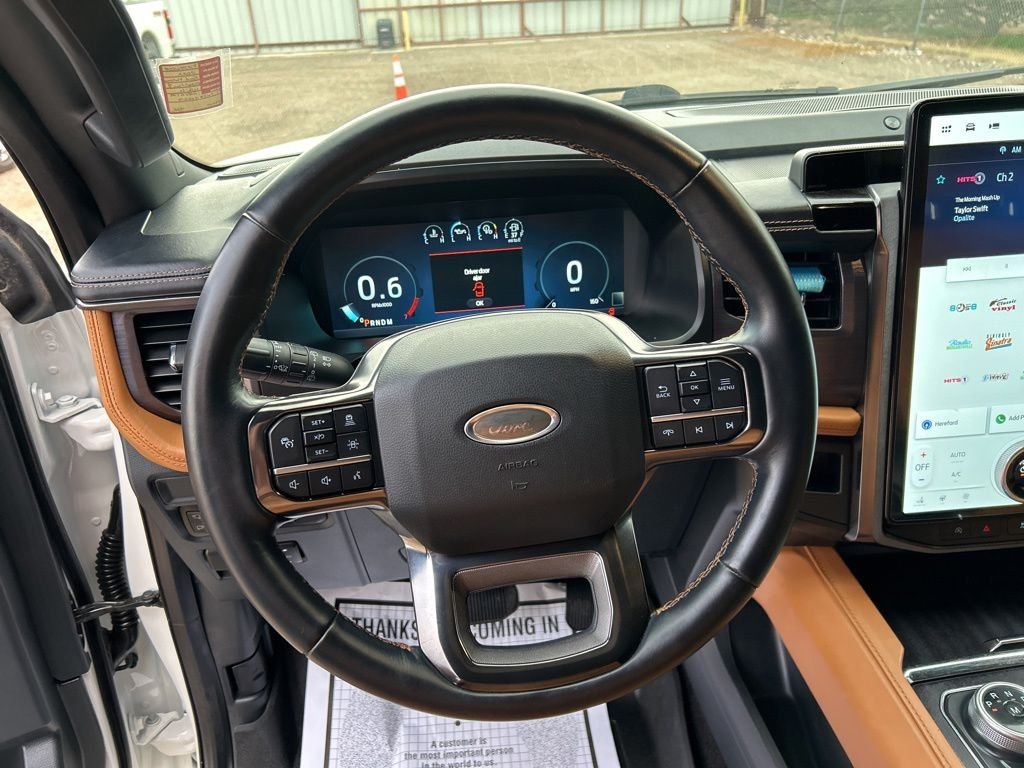 Used 2022 White Metallic Ford Platinum image 16