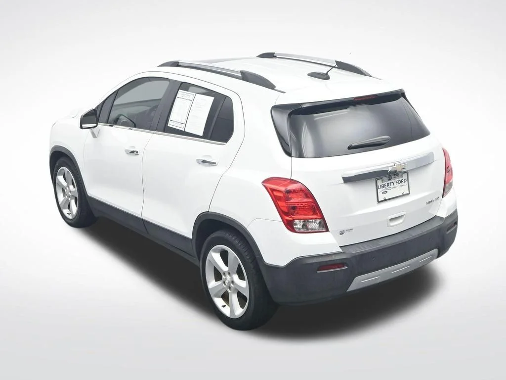 Used 2016 Summit White Chevrolet LTZ image 35