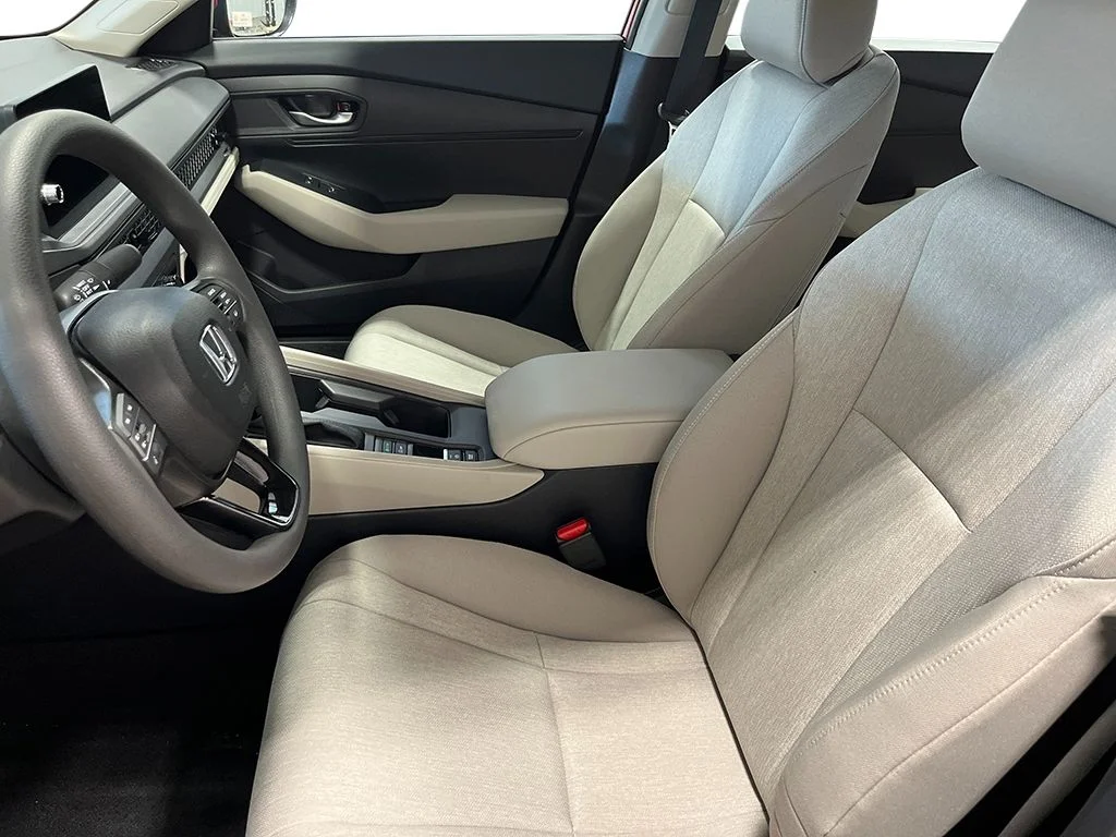 New 2026 Platinum White Pearl Honda LX 1.5T image 13