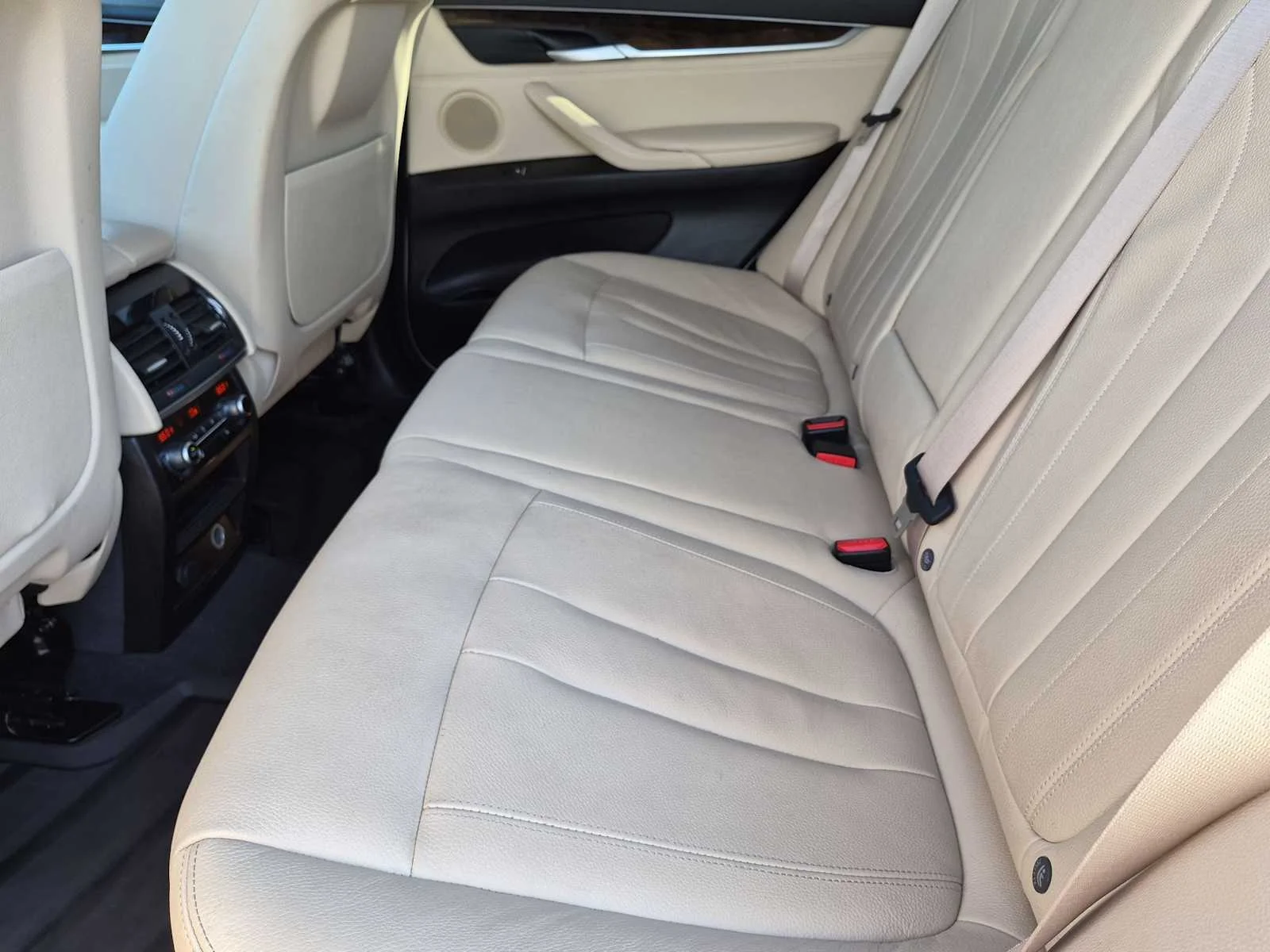 Used 2016 Alpine White BMW xDrive35i image 21